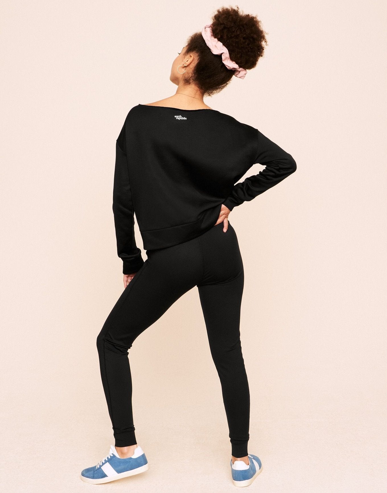 Jenesis Fitted Legging Negro