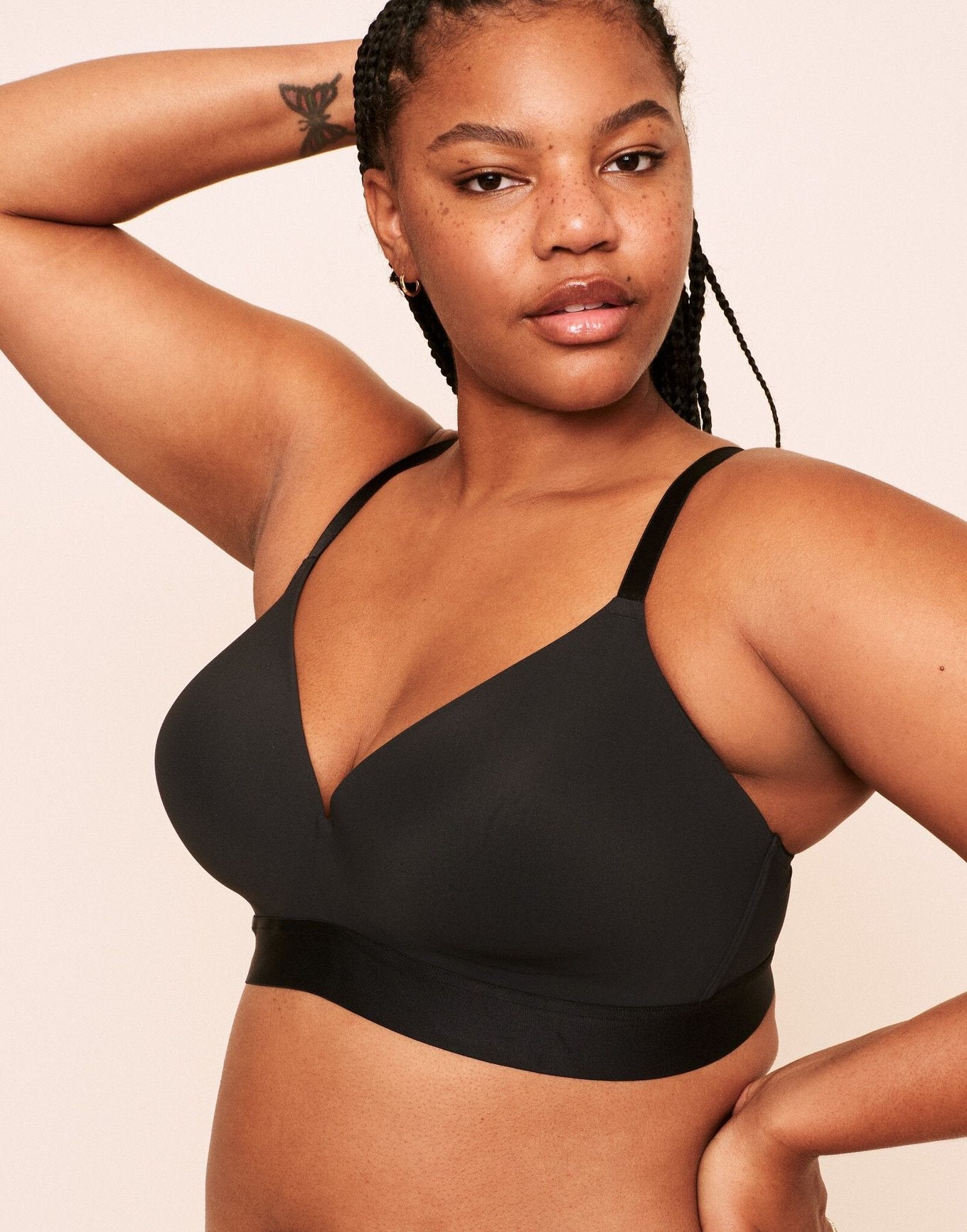 Makenna Lightly Lined Wireless Bra Forrado Plus Negro