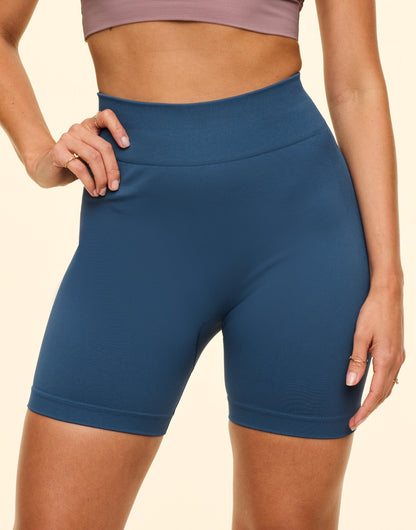 The Ultimate Bike Short Azul