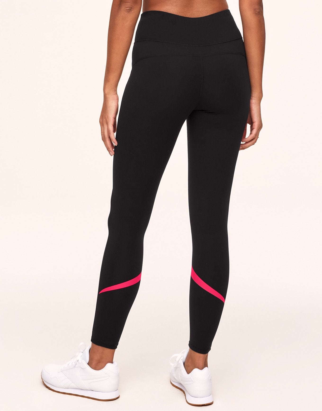 Ava Graphic Legging Negro