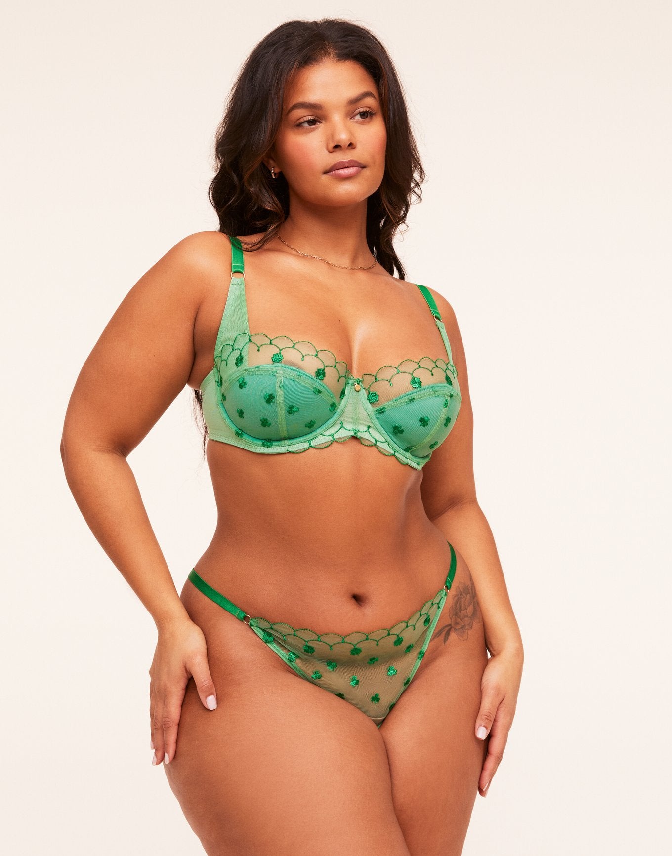 Bettie Contorno Plus Verde