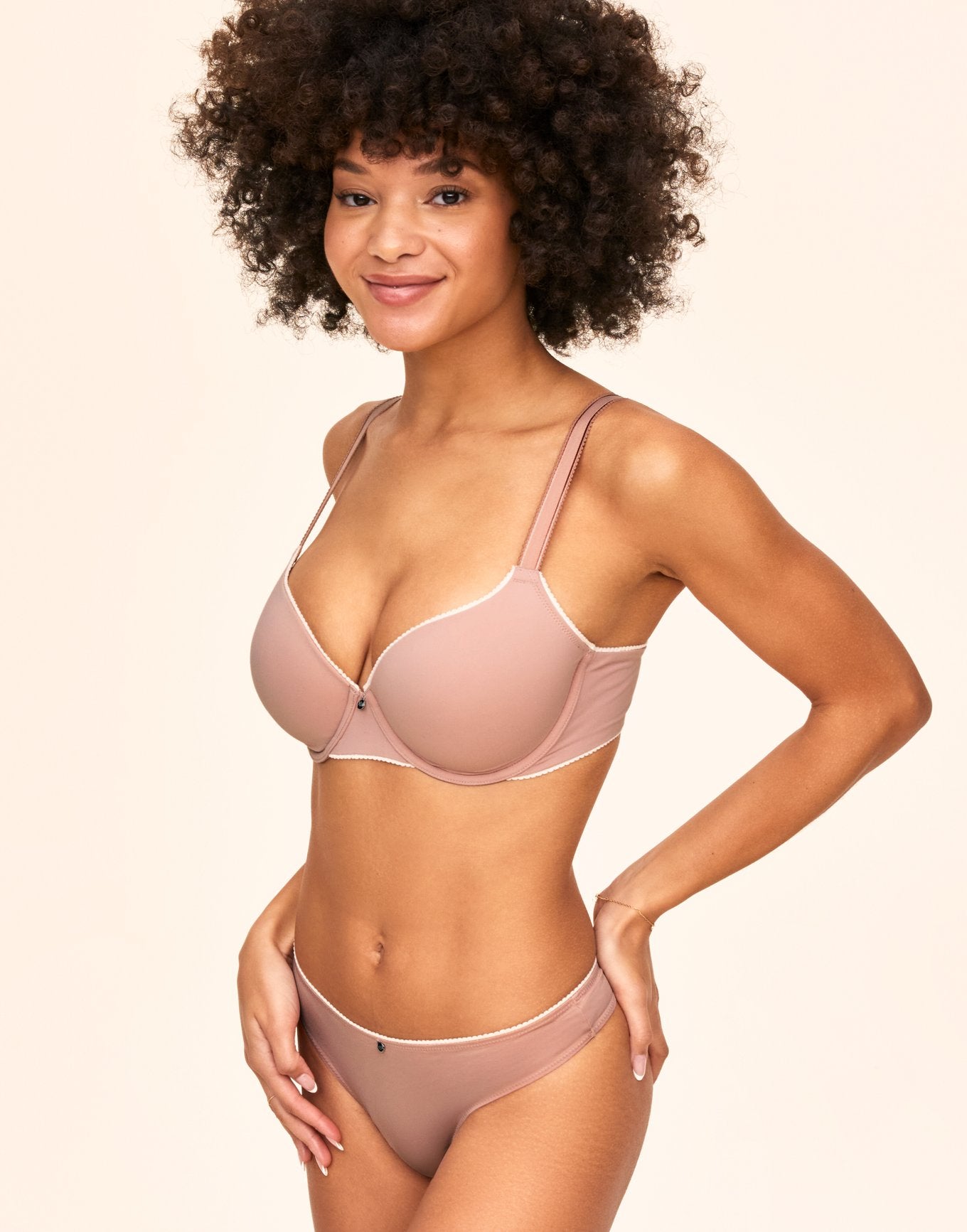 Ellisandra Contorno Beige