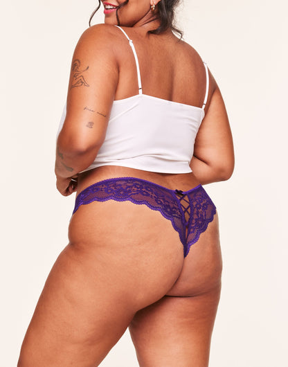 Sarina Cheeky Plus Morado