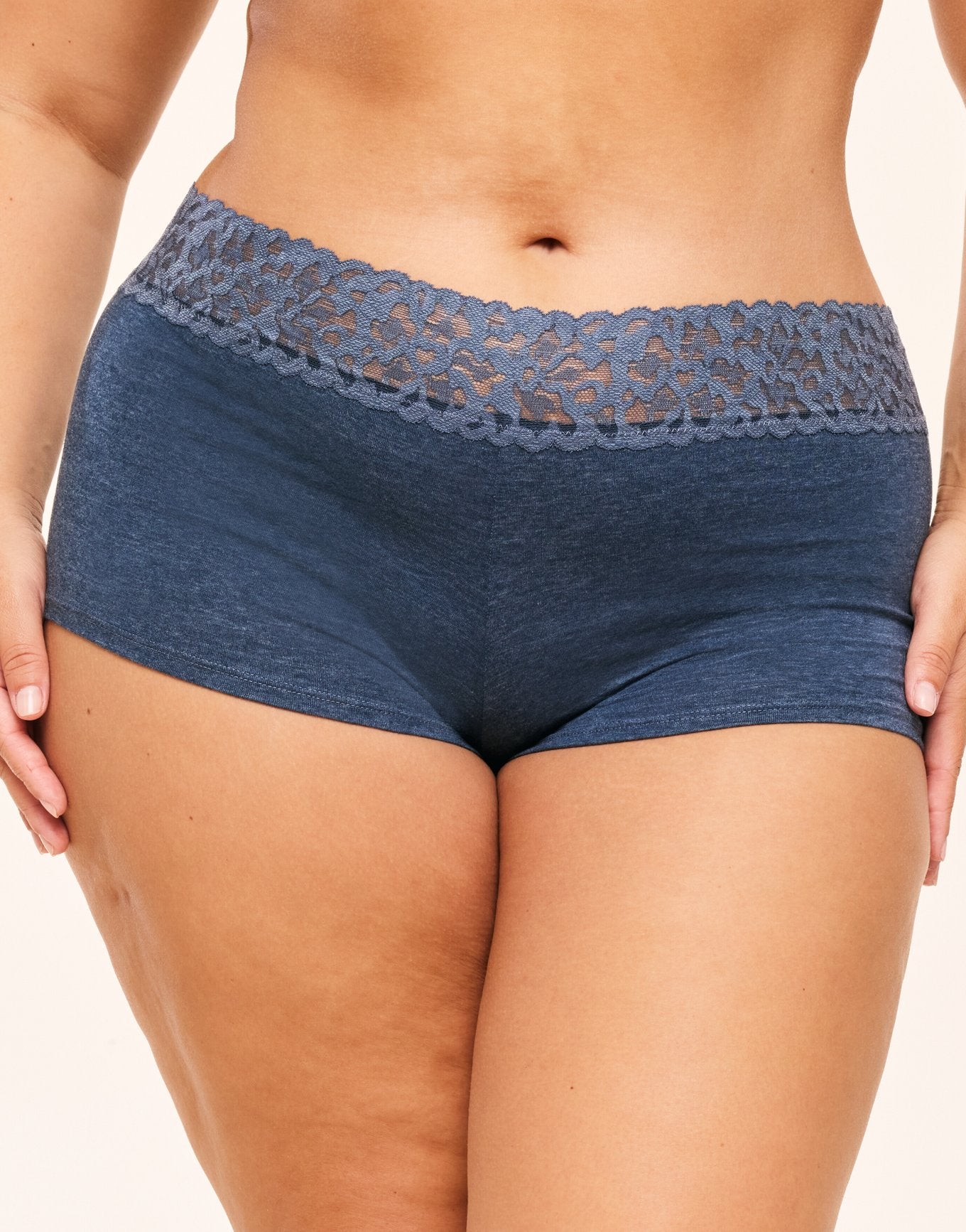 Leandra Shortie Plus Azul