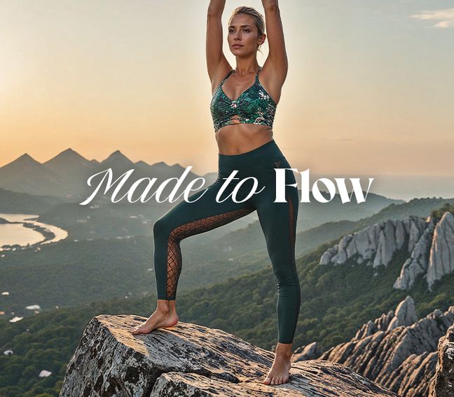 Chica practicando yoga con ropa deportiva de Adore Me. Título de la imagen: "Made to Flow"